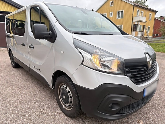 Minibuss RENAULT 9-sits 2st 3 of 6