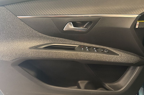 Peugeot 5008 23 of 27