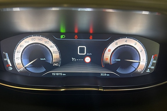 Peugeot 5008 21 of 27
