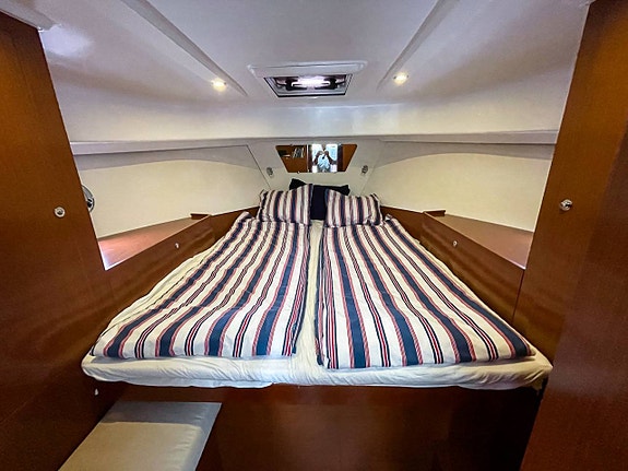 Beneteau Swift Trawler 34 | 2011 10 of 12
