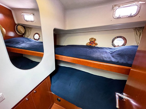 Beneteau Swift Trawler 34 | 2011 11 of 12