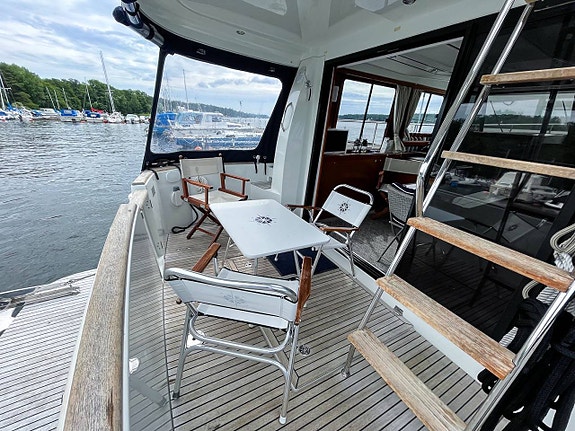 Beneteau Swift Trawler 34 | 2011 3 of 12