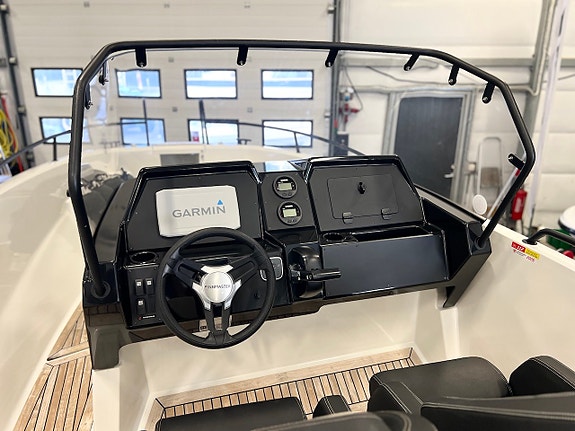Finnmaster S6 -2025 | Yamaha F150 -2025 | 41h | Vi tar byte! 9 of 12