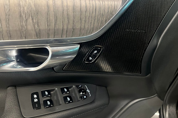 Volvo V90 Cross Country 20 of 25