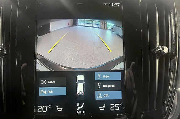 Volvo V90 Cross Country 18 of 25