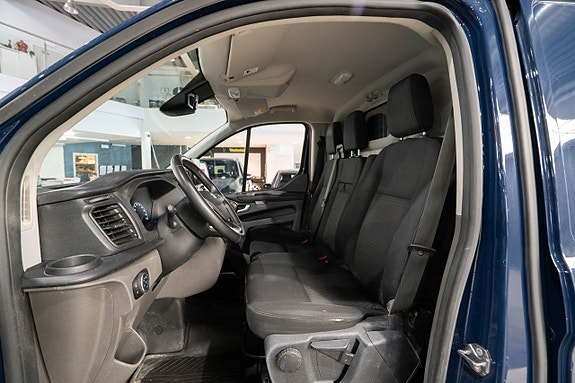 Ford Transit Custom 16 of 20
