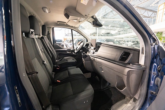 Ford Transit Custom 15 of 20
