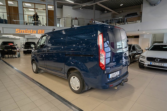 Ford Transit Custom 9 of 20
