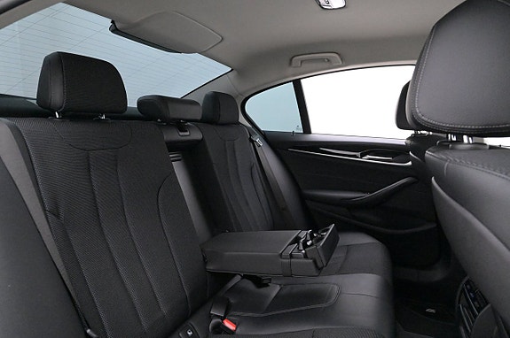 BMW 530e 22 of 27