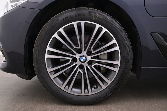 BMW 530e 27 of 27