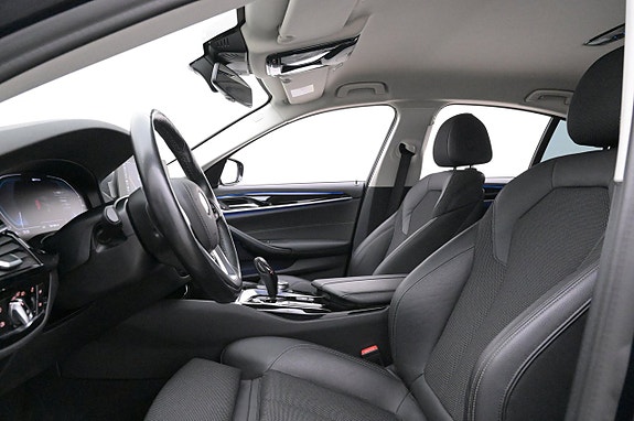 BMW 530e 11 of 27