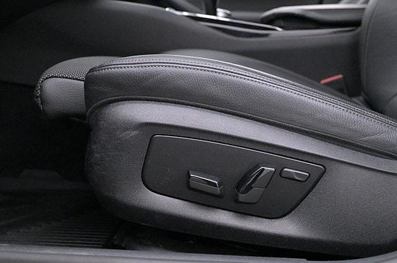 BMW 530e 12 of 27
