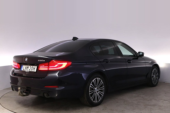 BMW 530e 5 of 27