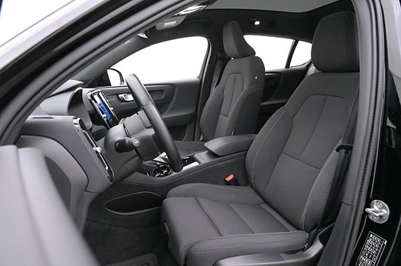 Volvo C40 9 of 27