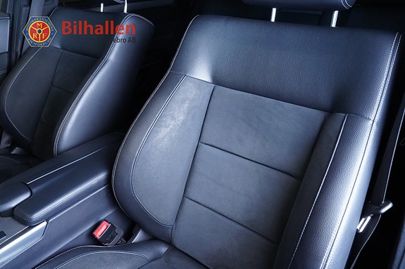 Mercedes-Benz E350 22 of 28