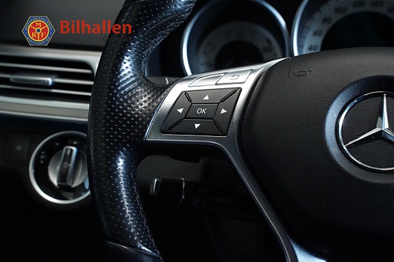 Mercedes-Benz E350 11 of 28