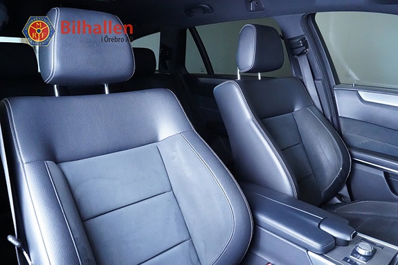 Mercedes-Benz E350 23 of 28