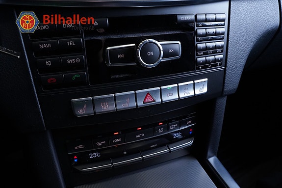 Mercedes-Benz E350 19 of 28