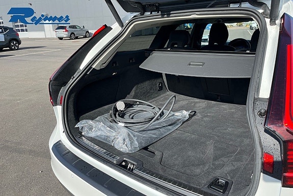 Volvo V90 16 of 22
