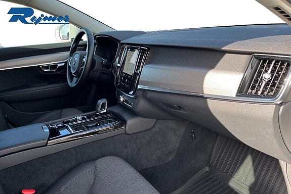Volvo V90 6 of 22