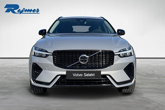Volvo XC60 8 of 27