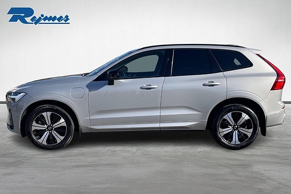 Volvo XC60 2 of 27