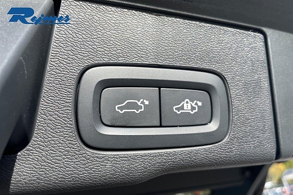 Volvo XC60 16 of 27