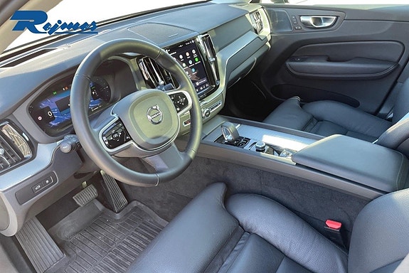 Volvo XC60 17 of 27