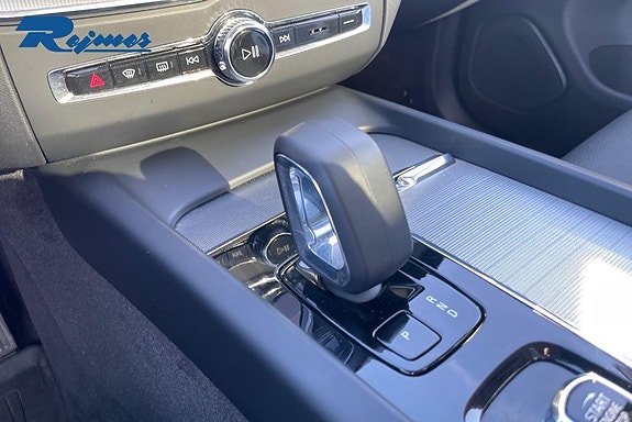Volvo XC60 20 of 27