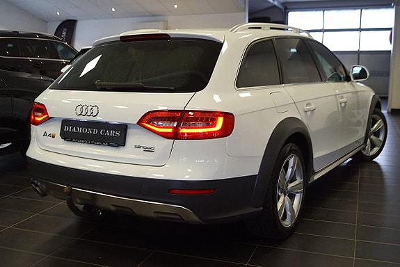 AUDI A4 ALLROAD 2.0 TDI QUATTRO 177ch - BVA - CUIR/ALCANTARA - XÉNON - SIÈGES ÉLECTRIQUES - ATTELAGE