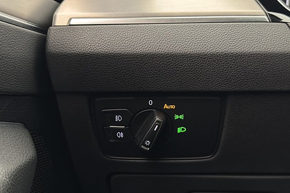Volkswagen Passat Alltrack 25 of 26