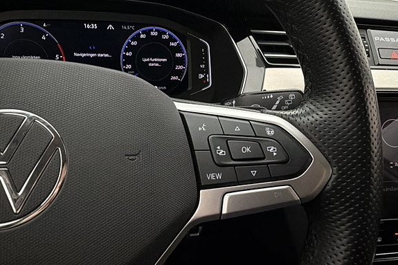 Volkswagen Passat Alltrack 15 of 26