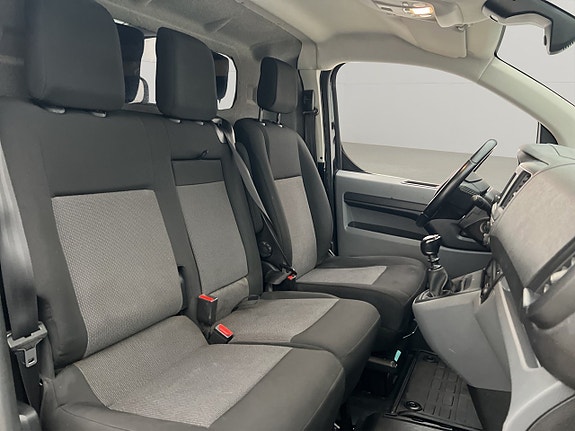 Opel Vivaro 25 of 30