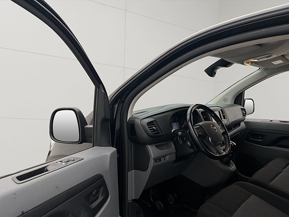 Opel Vivaro 16 of 30