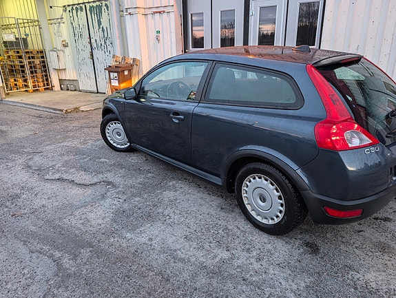 Volvo C30 2 of 6