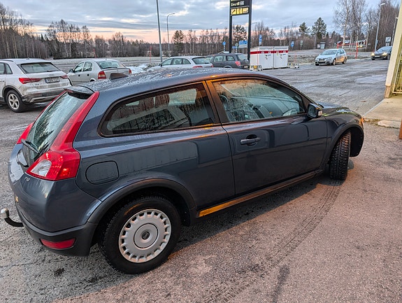Volvo C30 4 of 6