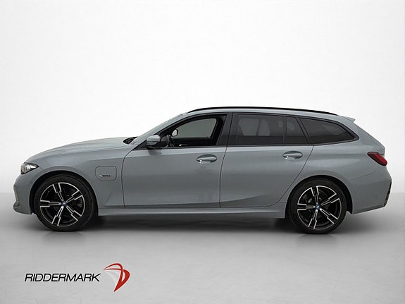 BMW 330e 4 of 30