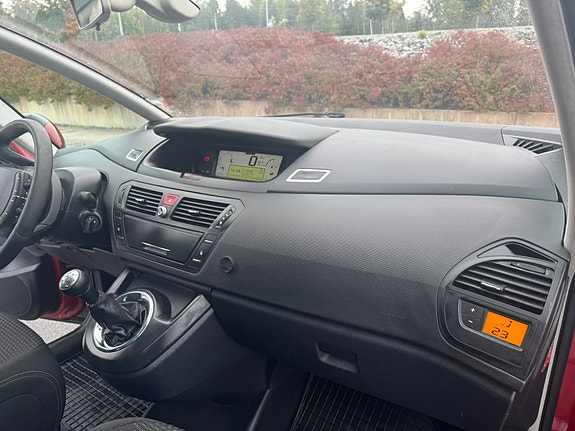 Citroen Grand C4 Picasso 12 of 14