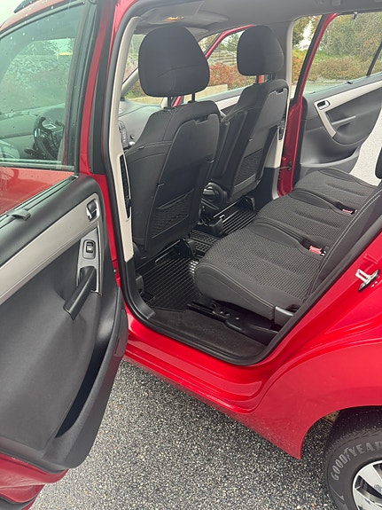 Citroen Grand C4 Picasso 9 of 14