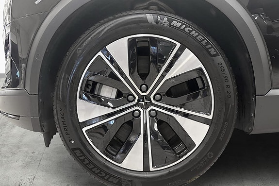 Polestar 3 6 of 15
