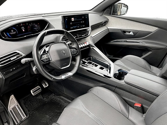 Peugeot 5008 4 of 15