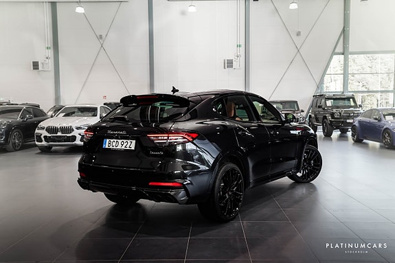 Maserati Levante 2 of 28