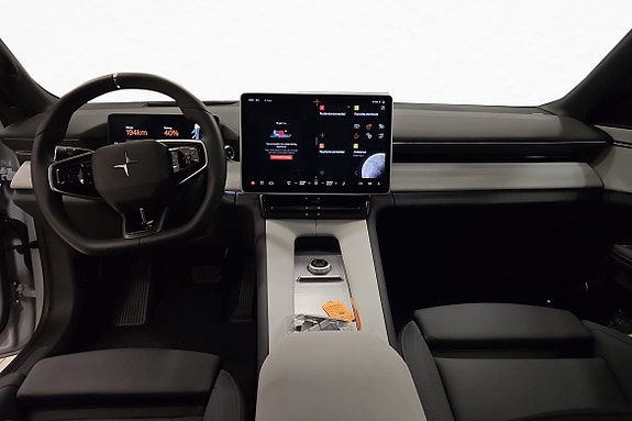 Polestar 4 13 of 21