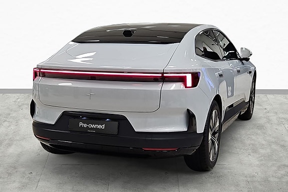 Polestar 4 9 of 21