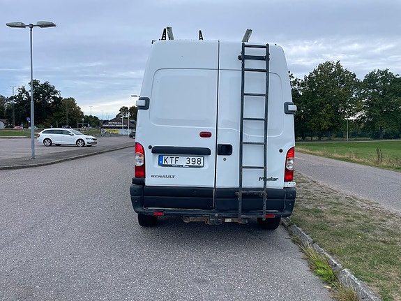 Renault Master 4 of 12