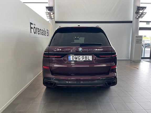 BMW X7 15 of 18