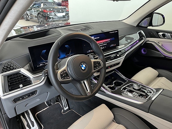 BMW X7 6 of 18