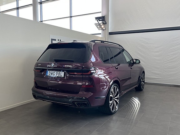 BMW X7 16 of 18