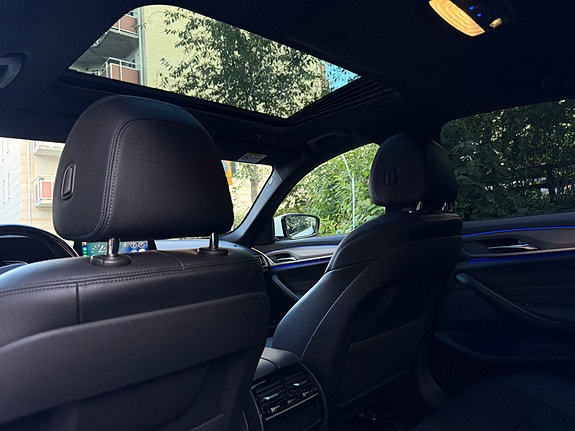 BMW 530e 18 of 23