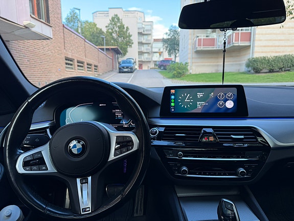 BMW 530e 5 of 23